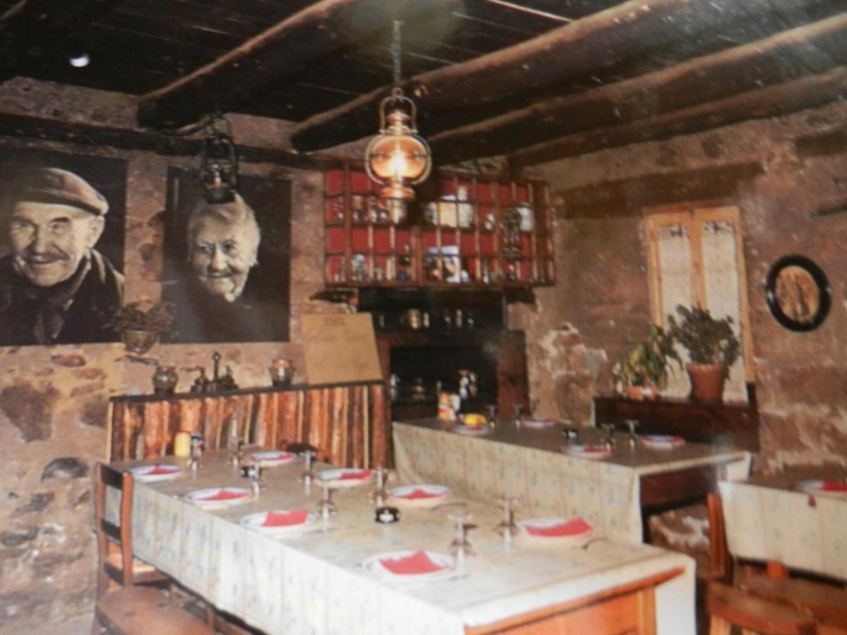 Auberge Paysanne Loubaresse  Exterior foto